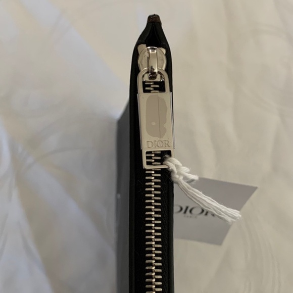 Authentic Dior 1947 Lily Of The Valley Pouch - Picture 6 of 11